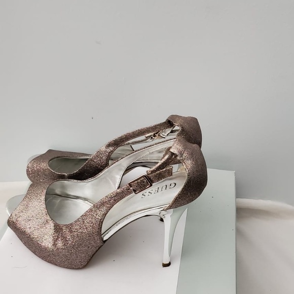 Guess heels - Picture 2 of 3